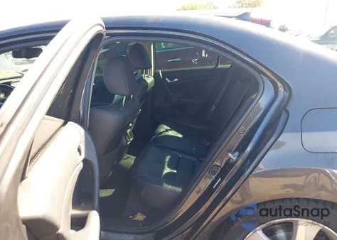 2011 Acura Tsx 2.4 z USA, uszkodzony, nr VIN JH4CU2F69BC015959